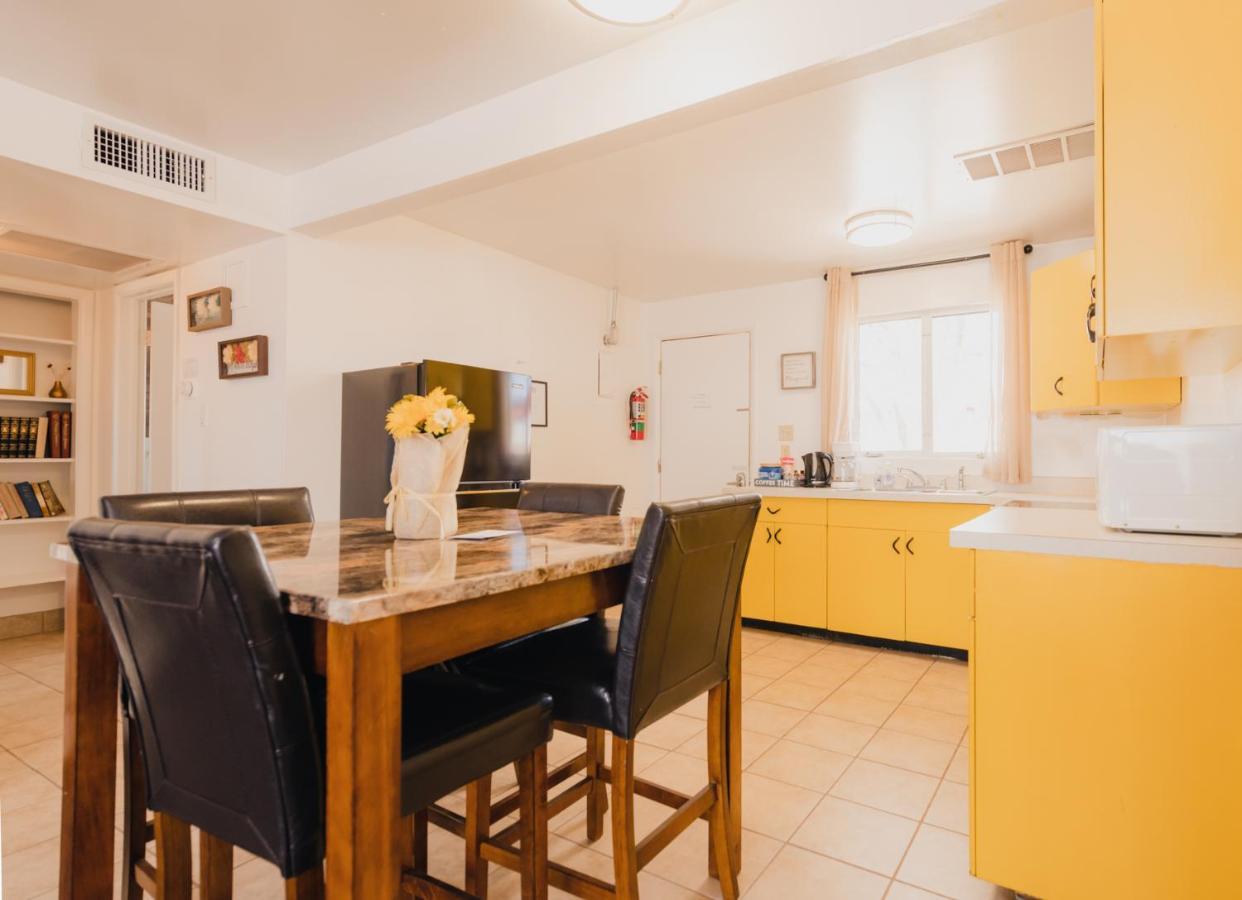 1 Or 3 Bedroom Apartment With Full Kitchen 페이지 외부 사진